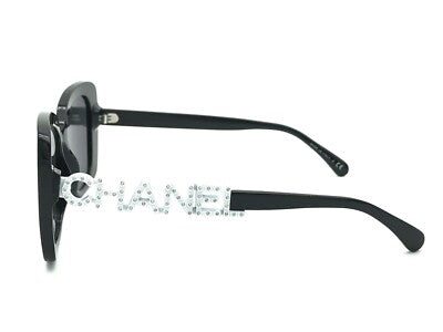 ◆新作◆シャネル スクエアサングラス (Black. Lenses: Grey) ◇新作◇シャネル スクエアサングラス (Black. Lenses: Grey